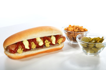 Hot Dog fertig Garniert Nahaufnahme