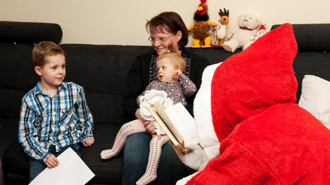 der Weihnachtsmann wei&szlig; alles