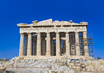 Obraz premium Parthenon temple in Acropolis at Athens, Greece