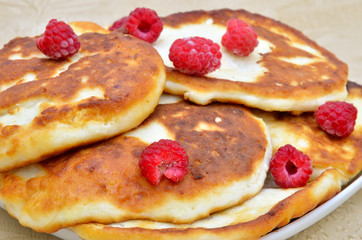 Delicious homemade cheesecakes with berry