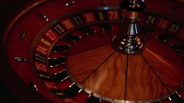 Roulette - Turning Wheel