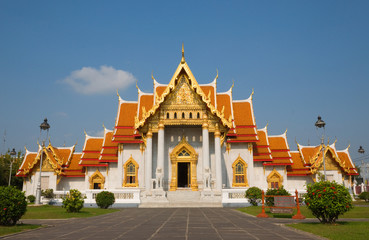 Naklejka premium Wat Benjamaborphit Bangkok Thailand