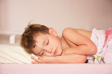 Obraz na płótnie Canvas sleeping boy portrait