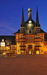 das berühmte Rathaus von Wernigerode im Harz