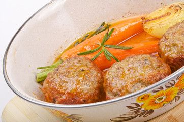 Frikadellen mit Gemüse