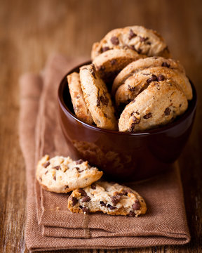 Chocolate chip cookies in a coffee cup