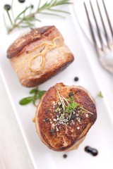 Schweinefilet im Speckmantel