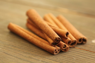 Cinnamon sticks
