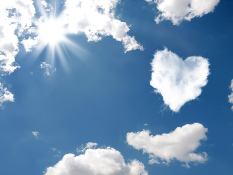 The cloud in the form of heart