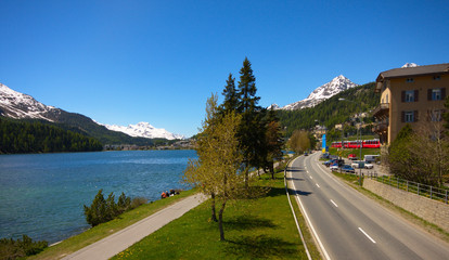 Trenino rosso a Saint moritz