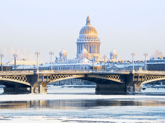 St.-Petersburg. The Annunciation bridge. St. Isaac's Cathedral