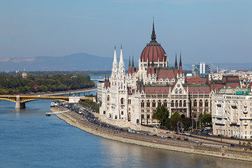 Fototapeta na wymiar Budapeszt - węgierski parlament.