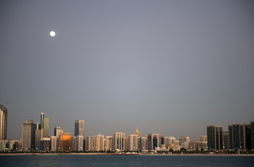 Fototapeta premium Abu Dhabi Skyline