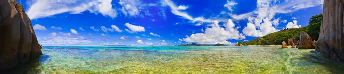 Photo sur Plexiglas Anse Source D'Agent, île de La Digue, Seychelles Panorama of tropical beach