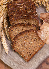 Vollkornbrot mit wenig Kohlenhydraten