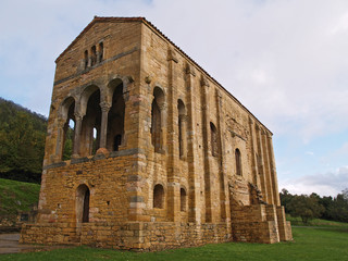 Fototapeta premium Santa Maria del Naranco