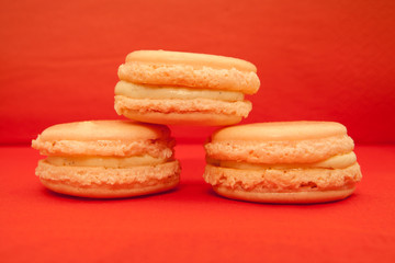 Macrons II
