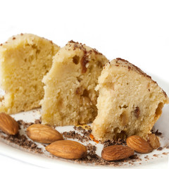 Cake with almonds