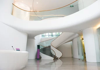 Crédence de douche en verre acrylique avec photo Escaliers salle de luxe