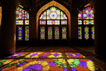 Fototapeta na wymiar Nasir al-Mulk Meczet w Shiraz, Iran