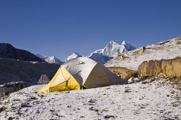 tent at the everest region sagarmatha national park