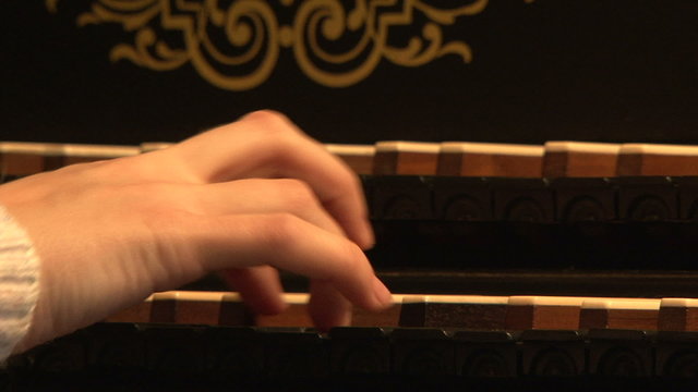 Harpsichord, keyboards, hand