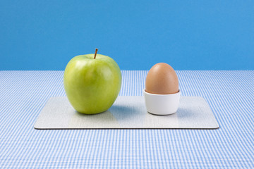 Ein Apfel und ein Ei