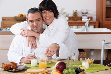 married couple having breakfast