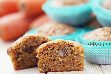 carrot muffins