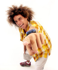 Joven rebelde estilo urbano.