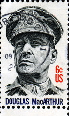 Douglas MacArthur. 1880-1964. US Postage.