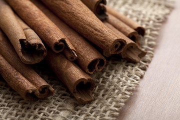 cinnamon sticks