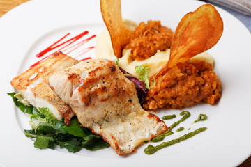 roasted pikeperch fillet with mashed potatoes