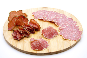 Käse und Pfeffersalami