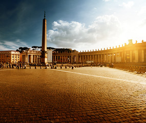 Fototapeta na wymiar Plac Świętego Piotra, Watykan, w czasie zachodu słońca