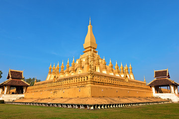 Fototapeta na wymiar Pha That Luang