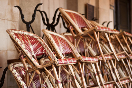 chaises terrasse place des Vosges à Paris