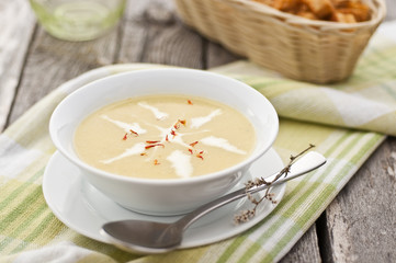 Saffron soup