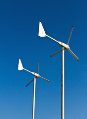 Wind energy turbine