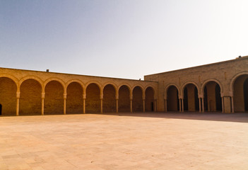 Fototapeta na wymiar Wnętrze Wielki Meczet w Mahdia, Tunezja