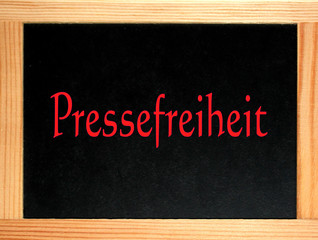 pressefreiheit, freie meinungsäußerung