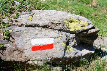 Trail marker for hikers