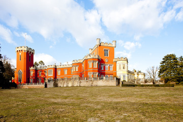 Fototapeta na wymiar Hradek u Nechanic Palace, Czech Republic