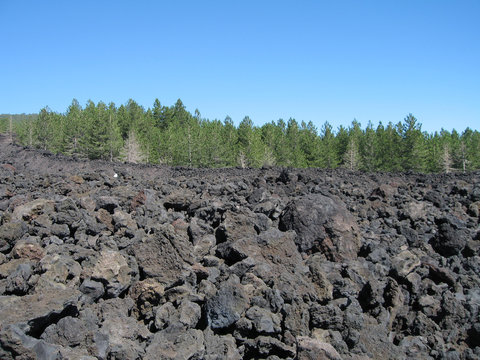lava vulcanica, etna