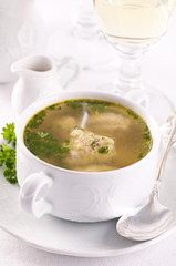 Knödelsuppe