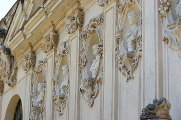 Obraz premium sculpture sur le Pigeonnier de la Villa Borghese à Rome
