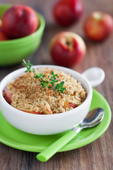 Peach crumble