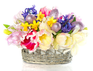 Obraz premium fresh spring tulips with easter eggs decoration