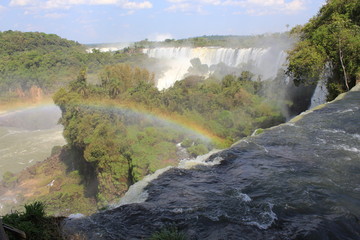 Fototapeta na wymiar Puerto Iguazu (Argentyna) Cascate-003