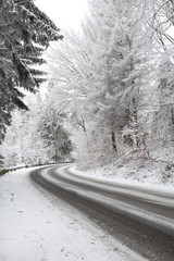 Piękna zima w polskich g&oacute;rach Beskidach